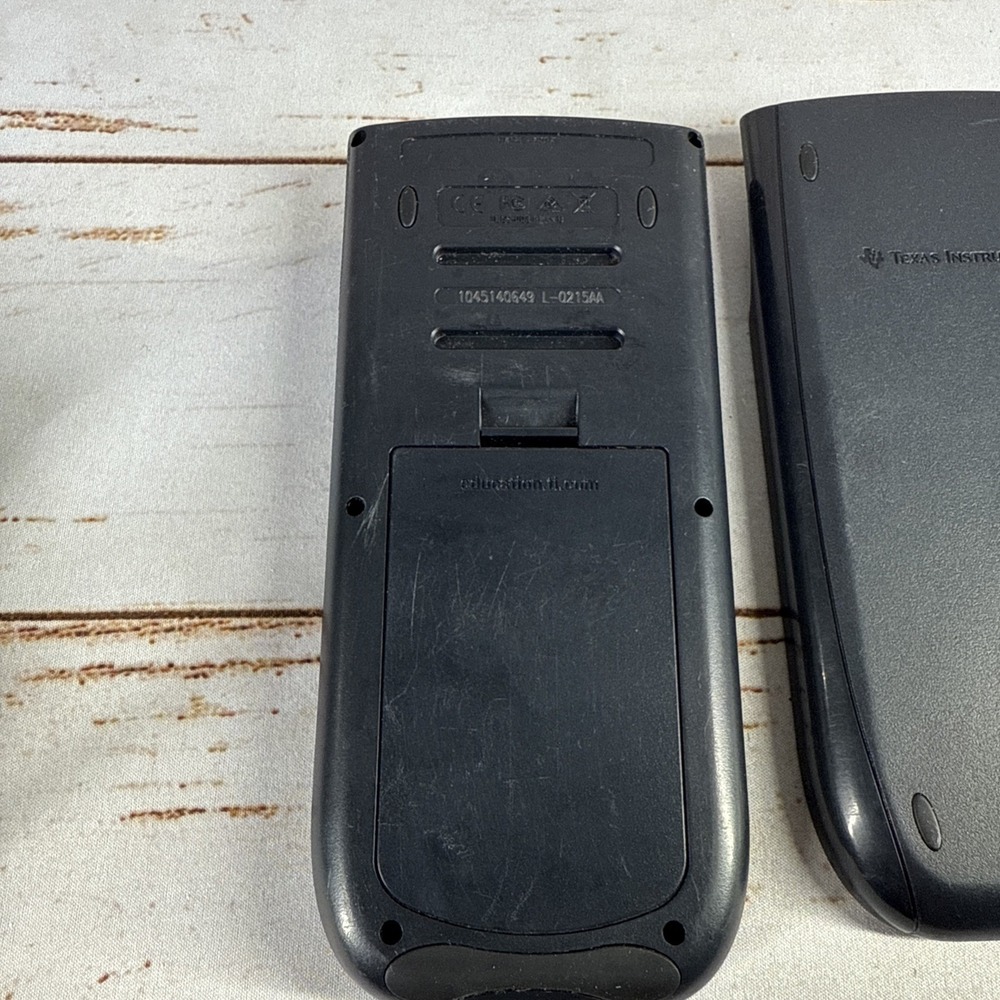 Texas Instruments TI-84 Plus Graphing Calculator - Tested - Picture 4 of 4